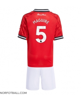 Billige Fotballdrakt Manchester United Harry Maguire #5 Replika Hjemmedraktsett Barn 2025-26 Kortermet (med bukser)